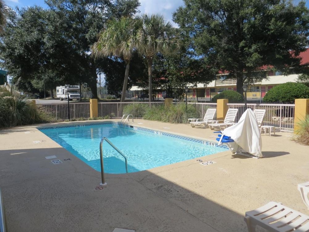 Fairview Inn & Suites Mobile